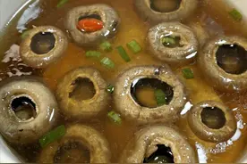 天冷了，记得多吃口蘑，低脂高营养，煮汤特别鲜，大人小孩都爱喝图片