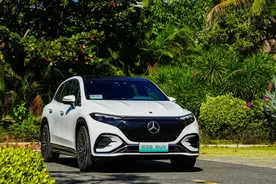 奔驰EQS SUV：电动SUV天花板，你想要的它都有！图片