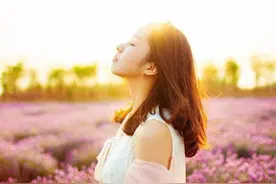 一个人有没有福气，看“耳朵”就知道了图片