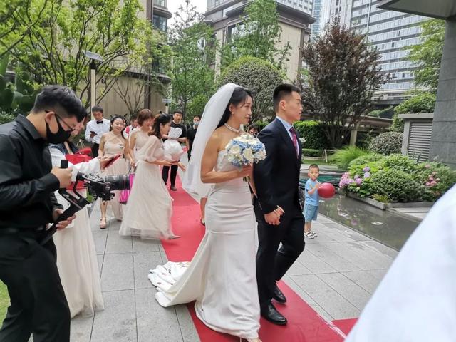 龙湖全网喊话：喊你来当“成都人”