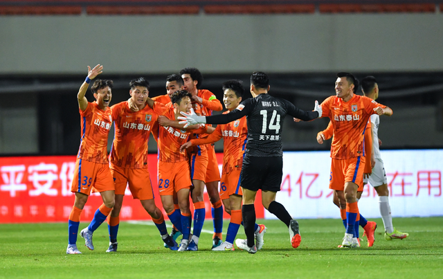 泰山赢球就提前3轮夺冠,海港广州又遇劲敌 - 2021中超争冠组怎么打
