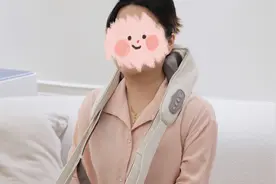 羡慕办公室那些有捏肩颈的好东西——云康宝肩颈按摩仪图片