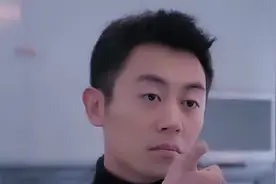 51岁国产肌肉硬汉健身照爆光，网友：还是滚回健身房吧，惹不起图片