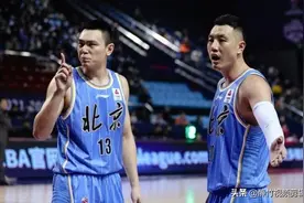 女记者蓝音之因再次登场热搜，曾辱骂郭艾伦歧视周琦，来头不小图片