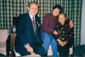 1980年沈醉与阔别三十年的前妻相聚，前妻悄悄道：你给我争了面子图片