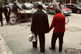 我今年63，找了个老年伴，同居后发现不如不找，我醒悟了图片