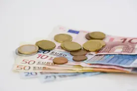 拥有1000万的家庭存款是什么概念？在我国属于什么样水平？图片