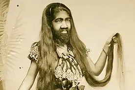 141年前，“野人女孩”被抓走供人观赏，死前说的话充满心酸图片