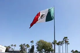 墨西哥：惨遭解体，肢解和吞并的国家，如今国土面积不足巅峰一半图片