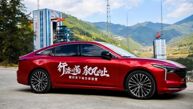 春节购车花小钱办大事，一汽奔腾B70是你最值得的明智之选