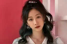 还记得《巴啦啦小魔仙》里的刘美含吗？她竟然也被安排相亲了图片