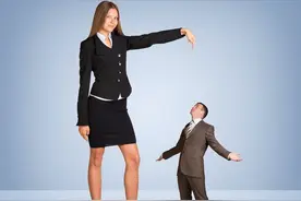 英语口语011| 20句交际常用短语，请查收图片