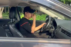 车内有异味的4种常见原因，教你逐一识别解决，不再受臭味困扰图片
