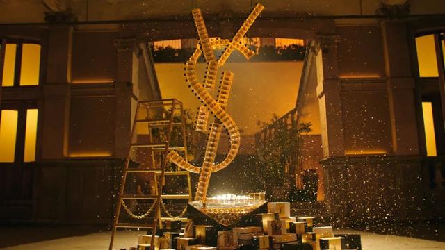 芬展幻彩美白身体乳