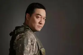 2003年伊拉克战争爆发，董嘉耀是如何让观众看直播就像亲临战场图片