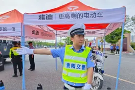 双龙航空港经济区各部门全力为云游×泡泡岛音乐节保驾护航图片