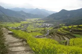 大年夜含泪带妻儿回家：小伙说有了后妈就有后爸，哪怕后妈是亲姨图片