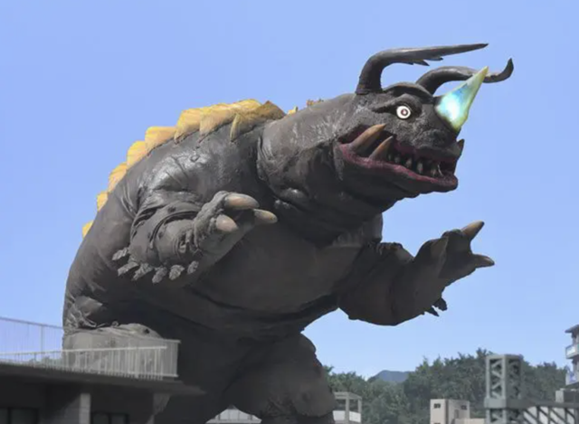 顶流奥特曼回归，居然被骂了