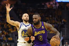 今日！CCTV5等7大平台直播NBA湖人VS勇士，詹姆斯PK库里谁能胜出图片