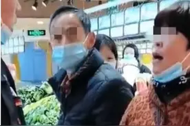 苏州一对老夫妻，去超市买肉，商家剁好后他们却反悔图片