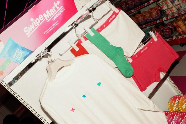 ���������Tinder ���������ˣ�Լ�� app ��ֻ�ǡ�������