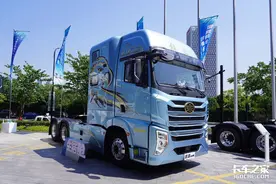 把家搬进驾驶室，解放鹰途生活舱到底能有多舒服？图片