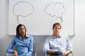 职场心理学：关系再好，也不能向同事透露这几个秘密，后果严重图片