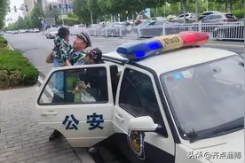 正能量！盘点交警的暖心瞬间图片