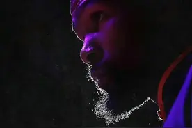 杜兰特与耐克签终身合同，成为乔丹、詹姆斯后又一“终身代言人”图片