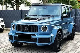 “巴博斯”奔驰G700实拍，碳纤维车身+700马力，新造型更霸气图片