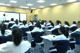 初心不忘育桃李，春风化雨润无声——记武威市2022年优秀班主任费文焕图片