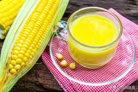 鲜榨玉米汁好喝有诀窍，教你简单做法，在家做香浓顺滑的玉米汁图片