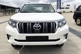 平行进口普拉多2700 配置机械增压 262匹马力输出 动力十足驾驭无忧图片