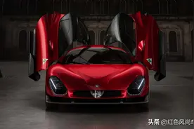 阿尔法罗密欧33号斯特拉代尔首次推出 致敬经典33 Stradale图片