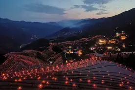 ”梯田灯光秀，花钱博眼球”桂林一地传统节庆引质疑和嘲讽？真相是…图片