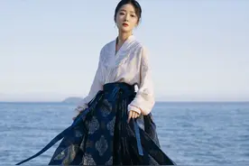 金鸡奖红毯上传统中国服饰，徐娇穿马面裙，娄艺潇穿汉服图片