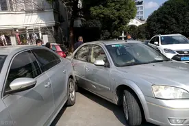 开车与别人的车剐蹭，双方选择私了要注意5点，不懂就很容易吃亏图片