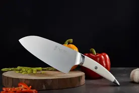 菜刀能带上火车、高铁吗？菜刀可以飞机托运吗？图片