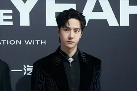 GQ盛典全看点：王一博脸肿，胡一天撞脸小沈阳，人没来齐现场寒碜图片