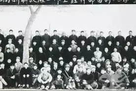 读史有学问：“长江支队”—一新中国南下干部的缩影图片