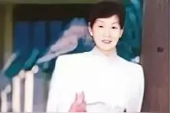 为了女儿的遗愿，71岁老太东山再起，晚年身家再度过亿图片