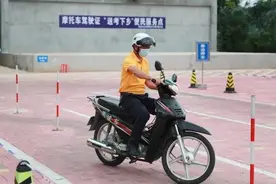 交警：摩托车驾照E、F，增驾三轮车驾照D，流程、细节，一次讲明图片