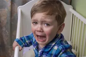 孩子迟迟不愿睡觉？了解7个原因，巧设计睡前活动助孩子爱上睡觉图片