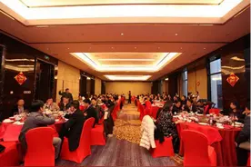 酒局饭桌上，这3类人从不主动敬酒，没人敢说，到底怎么回事？图片