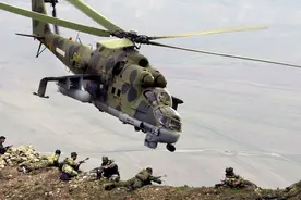 冷战时期的苏联攻击直升机-米-24“雌鹿”武装直升机图片