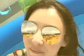 疫情下港星众生相：张柏芝在庭院摆泳池，陈豪子女居家玩寻宝游戏图片