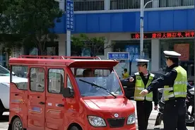 不考驾照、当场上牌、费用全免，多地开放三轮车路权，你怎么看？图片