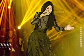 31岁茜拉宣布与富商老公离婚！称身心疲惫无法坚持，儿子仅3岁图片