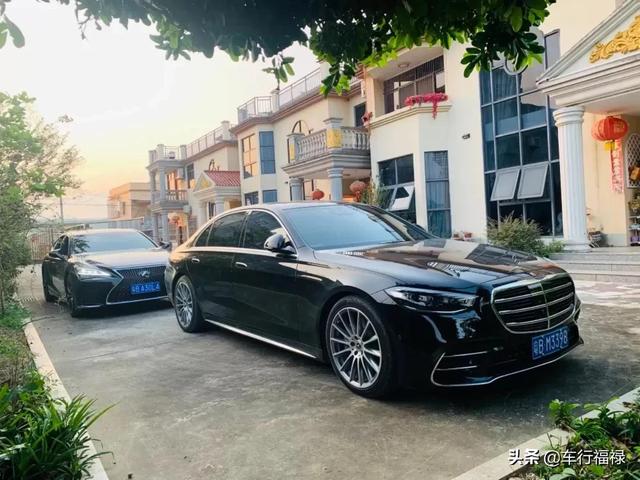花128万提辆雷克萨斯Ls，试驾邻居的奔驰S后，女车主：各有优点