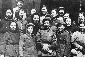 女红军在长征中掉队，躲地窖半年生下儿子，军阀刘湘闻讯疯狂搜捕图片